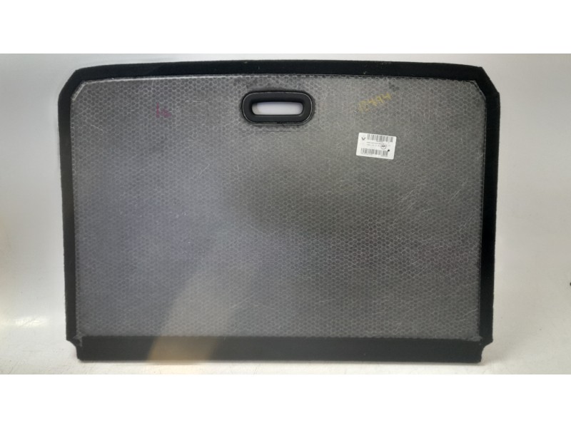 Recambio de bandeja trasera para renault captur e-tech hybrid referencia OEM IAM 745149260R  