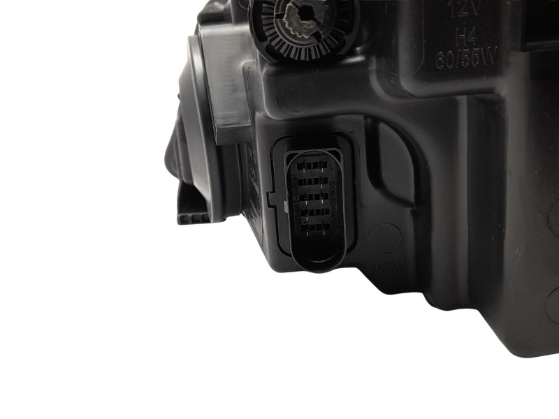 Recambio de faro derecho para volkswagen polo (6r1) referencia OEM IAM 6R1941016E  10123471003/11914304/250007B/VG0234813