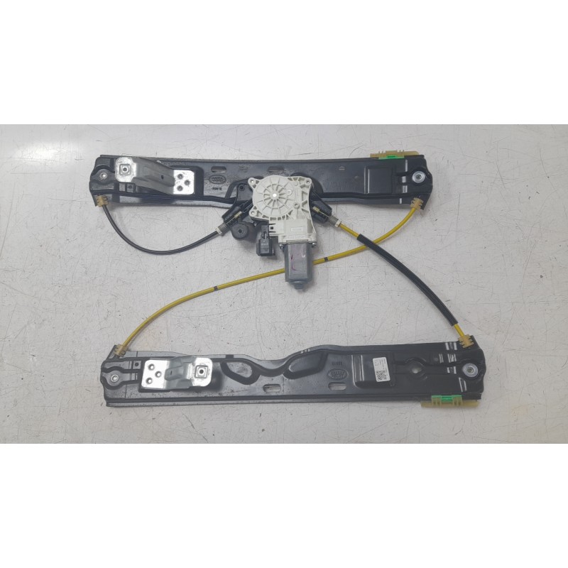 Recambio de elevalunas trasero derecho para land rover range rover velar (l560) 2.0 p300 si4 4x4 referencia OEM IAM LR172495  