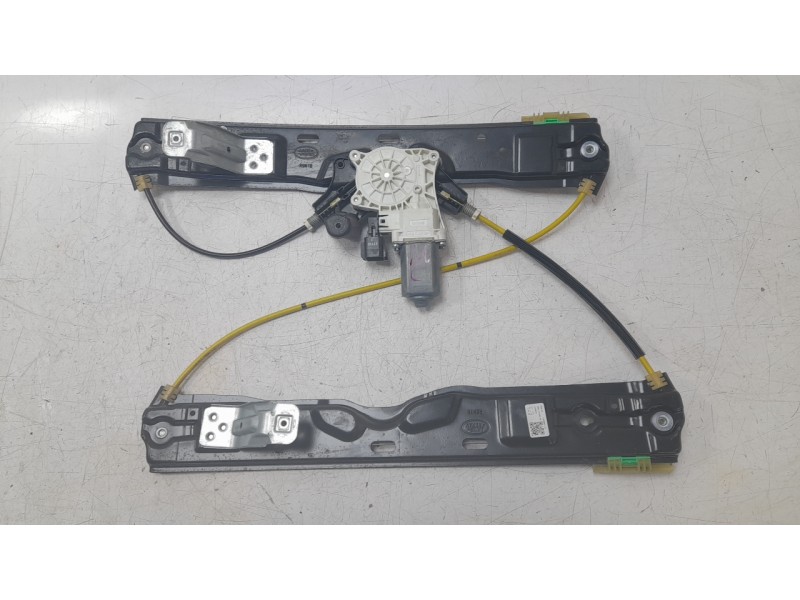 Recambio de elevalunas trasero derecho para land rover range rover velar (l560) 2.0 p300 si4 4x4 referencia OEM IAM LR172495  