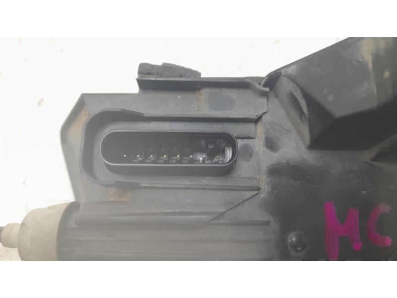 Recambio de cerradura puerta trasera derecha para land rover range rover velar (l560) 2.0 p300 si4 4x4 referencia OEM IAM J8A224