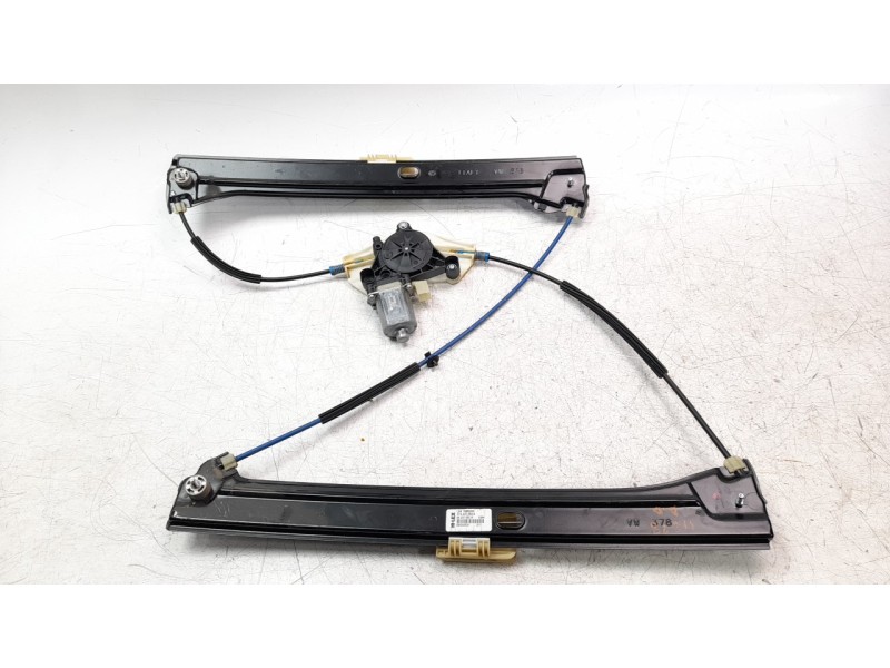 Recambio de elevalunas delantero derecho para volkswagen touran (5t1) edition bmt referencia OEM IAM 5TA837462A  