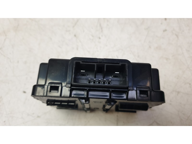 Recambio de modulo confort para kia ceed tourer (cd) 1.0 t-gdi referencia OEM IAM 95300M6000  