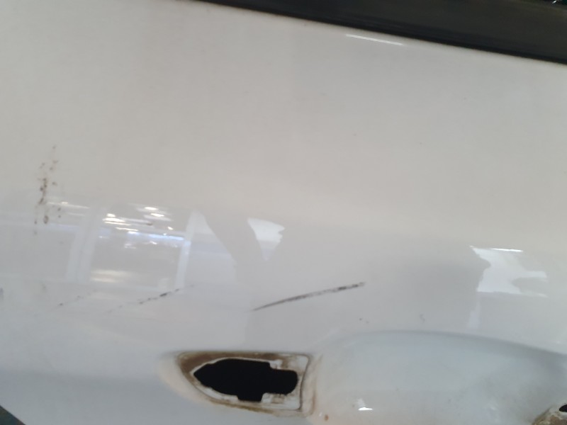 Recambio de puerta trasera derecha para peugeot 308 ii (lb_, lp_, lw_, lh_, l3_) 1.6 hdi 100 referencia OEM IAM 9802165580  