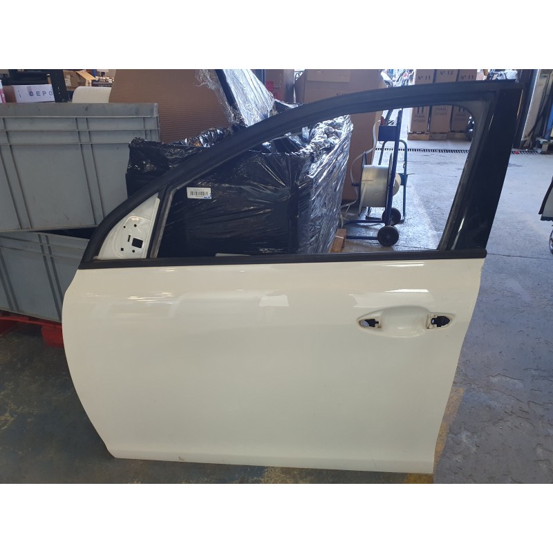Recambio de puerta delantera izquierda para peugeot 308 ii (lb_, lp_, lw_, lh_, l3_) 1.6 hdi 100 referencia OEM IAM 1610102080  