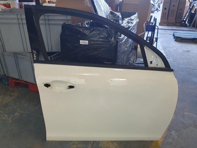 Recambio de puerta delantera derecha para peugeot 308 ii (lb_, lp_, lw_, lh_, l3_) 1.6 hdi 100 referencia OEM IAM 1610102180  