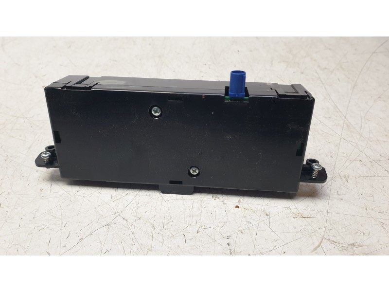 Recambio de modulo electronico para kia ceed tourer (cd) 1.0 t-gdi referencia OEM IAM 96240J700  