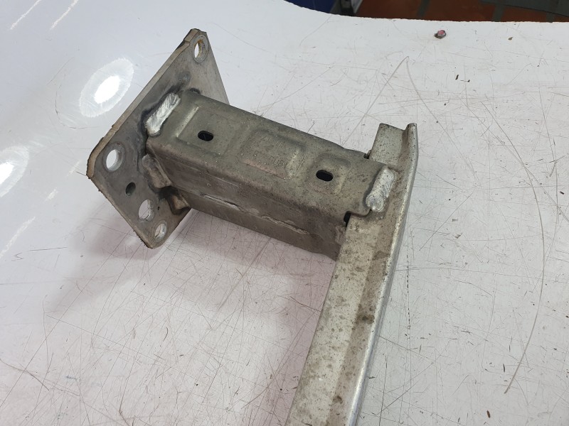 Recambio de refuerzo paragolpes trasero para peugeot 308 ii (lb_, lp_, lw_, lh_, l3_) 1.6 hdi 100 referencia OEM IAM 9677378480 
