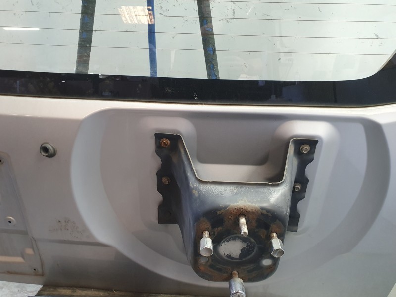 Recambio de porton trasero para mitsubishi montero iii (v7_w, v6_w) 3.2 di-d (v68w, v78w) referencia OEM IAM MR592561  