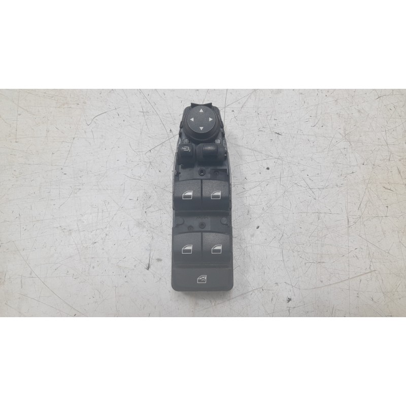 Recambio de mando elevalunas delantero izquierdo para bmw 3 (f30, f80) 340 i xdrive referencia OEM IAM 936210701  