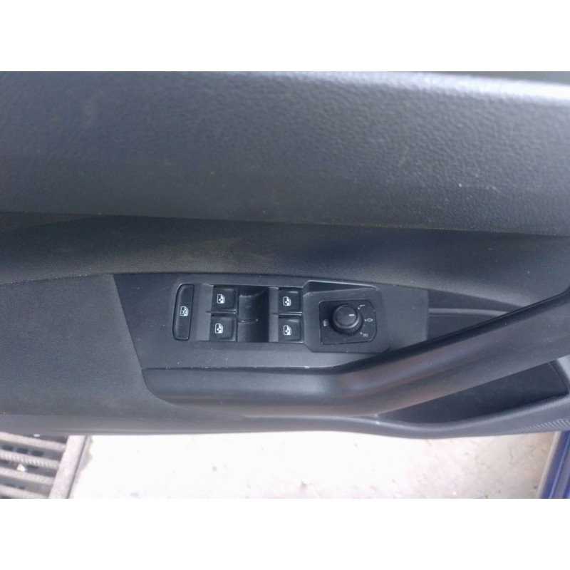 Recambio de mando elevalunas delantero izquierdo para volkswagen polo vi (aw1, bz1, ae1) 1.0 tsi referencia OEM IAM   