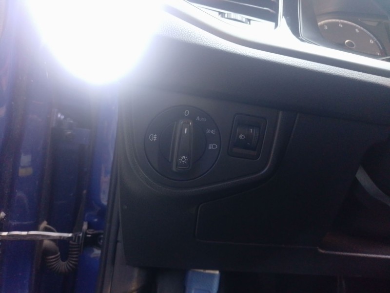 Recambio de mando luces para volkswagen polo vi (aw1, bz1, ae1) 1.0 tsi referencia OEM IAM   