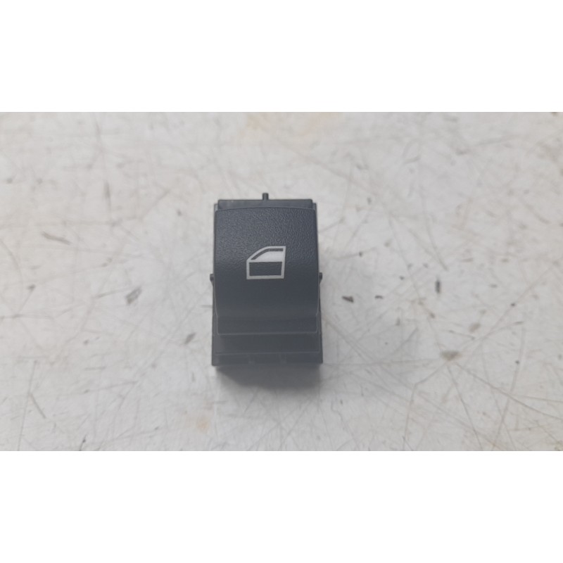 Recambio de mando elevalunas trasero izquierdo para bmw 3 (f30, f80) 340 i xdrive referencia OEM IAM 936193601  