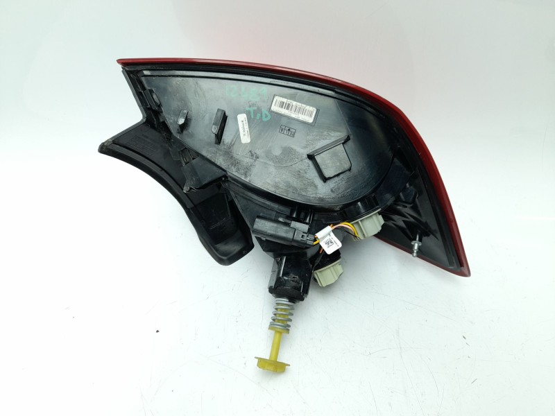 Recambio de piloto trasero derecho para ford fiesta vii (hj, hf) 1.0 ecoboost referencia OEM IAM 2118071  103F10710770/16017512/