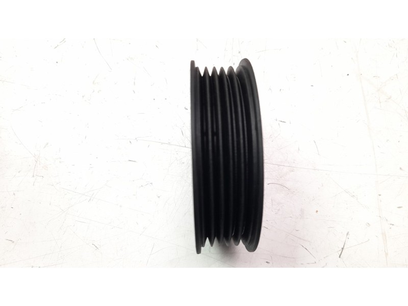 Recambio de polea alternador para audi a4 avant (b5) 1.9 tdi referencia OEM IAM 028903315M  