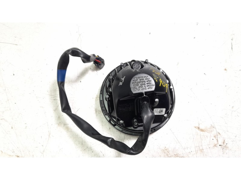 Recambio de faro delantero para triumph rocket 3 r referencia OEM IAM T2701273  