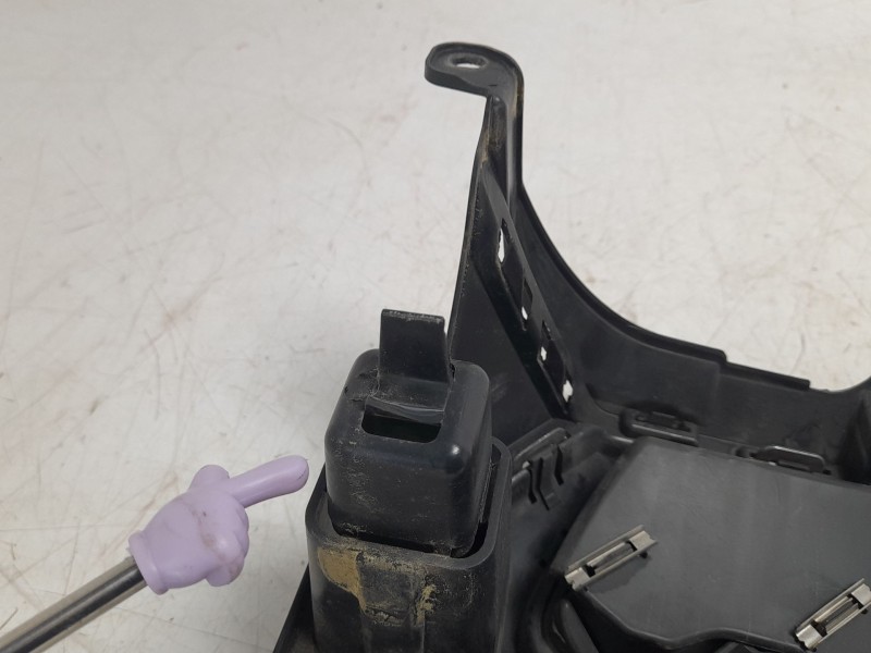 Recambio de rejilla delantera para seat leon (kl1, klg) 2.0 tdi referencia OEM IAM 5FA853643  