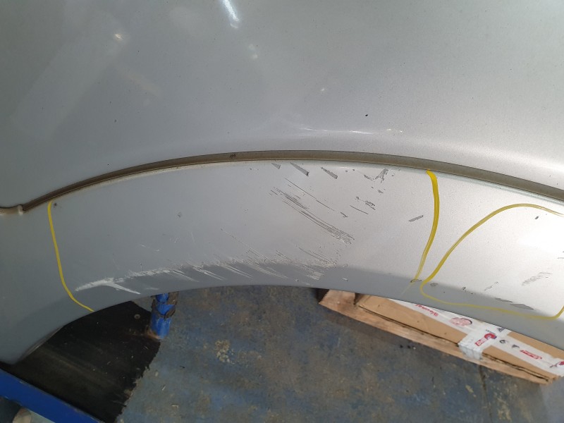 Recambio de puerta trasera izquierda para mitsubishi montero iii (v7_w, v6_w) 3.2 di-d (v68w, v78w) referencia OEM IAM MN150367 