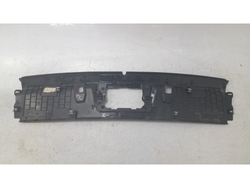 Recambio de moldura para ford mustang convertible gt referencia OEM IAM JR3B7603532  