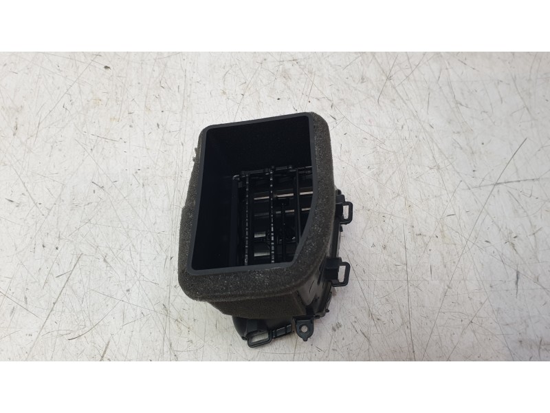 Recambio de aireador central izquierdo para kia ceed tourer (cd) 1.0 t-gdi referencia OEM IAM 97410J7AA0  