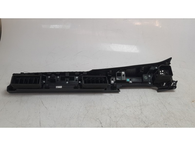 Recambio de aireador central para mazda 3 hatchback (bp) 2.0 skyactiv-g m hybrid referencia OEM IAM 38BKJA06  