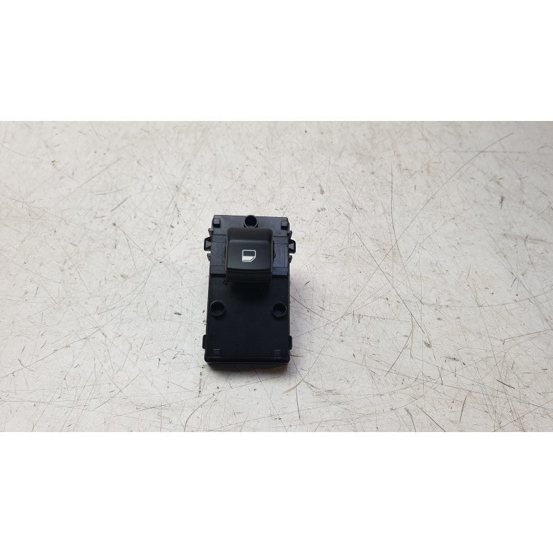 Recambio de mando elevalunas trasero izquierdo para kia ceed tourer (cd) 1.0 t-gdi referencia OEM IAM 40B5221500  