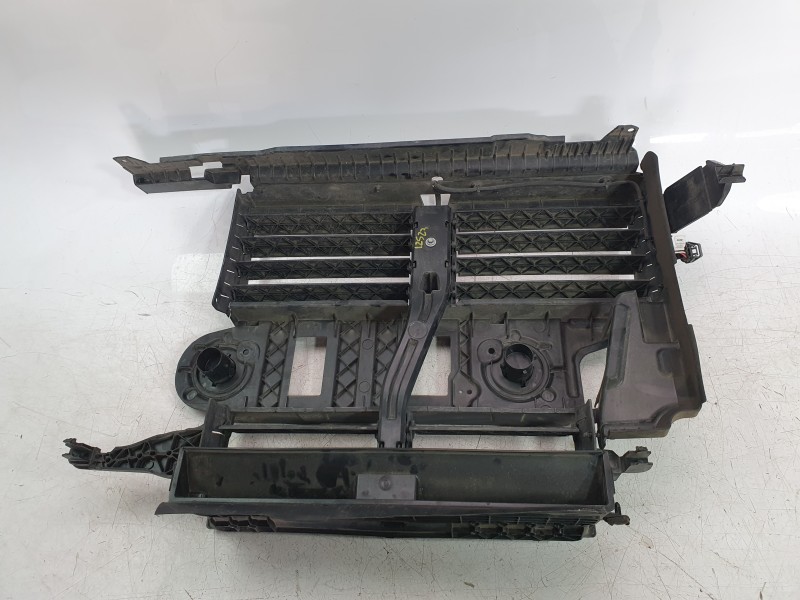 Recambio de panel frontal para ford transit connect v408 furgoneta/monovolumen 1.5 ecoblue referencia OEM IAM KT1B8B407AC  