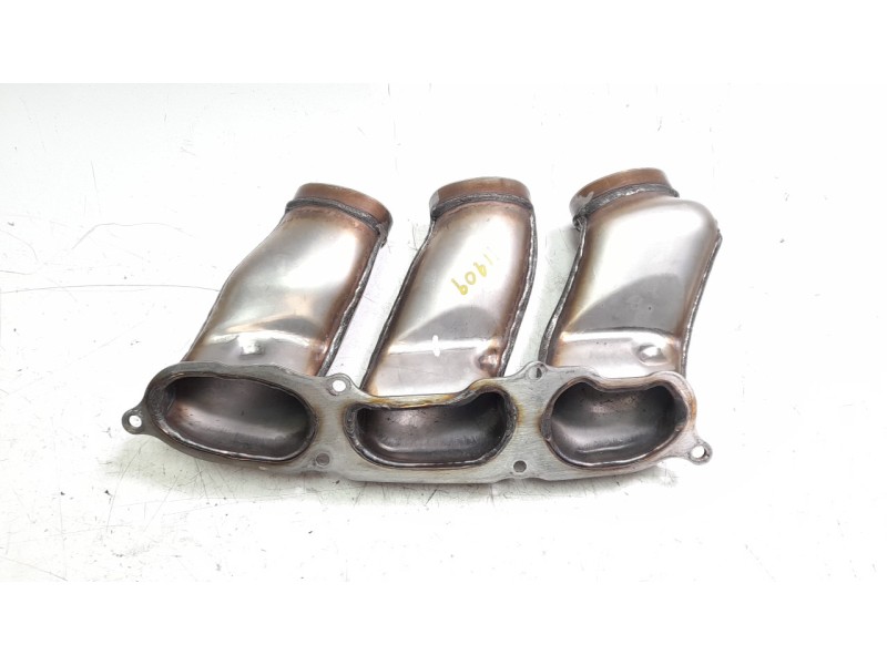 Recambio de colector admision para triumph rocket 3 r referencia OEM IAM T2202341  