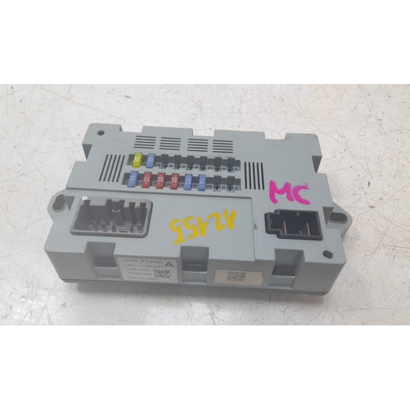 Recambio de caja reles / fusibles para land rover discovery sport (l550) 2.0 d 4x4 referencia OEM IAM CPLA14Q073  