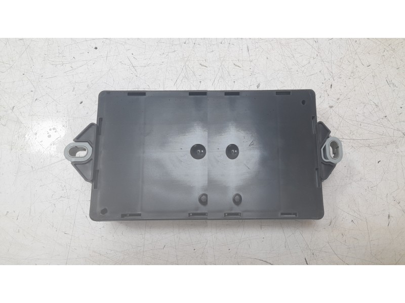 Recambio de caja reles / fusibles para land rover discovery sport (l550) 2.0 d 4x4 referencia OEM IAM CPLA14Q073  