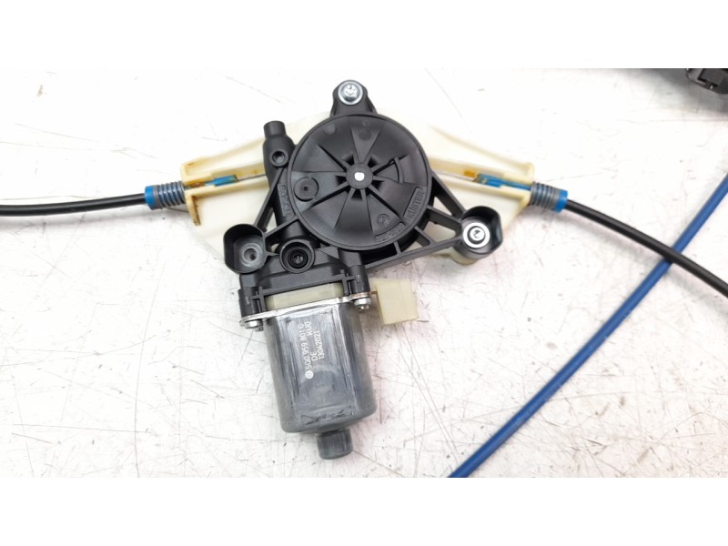 Recambio de elevalunas delantero derecho para volkswagen touran (5t1) edition bmt referencia OEM IAM 5TA837462A  