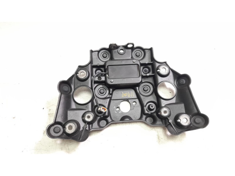 Recambio de subchasis trasero para triumph rocket 3 r referencia OEM IAM 2071174 T2071174 