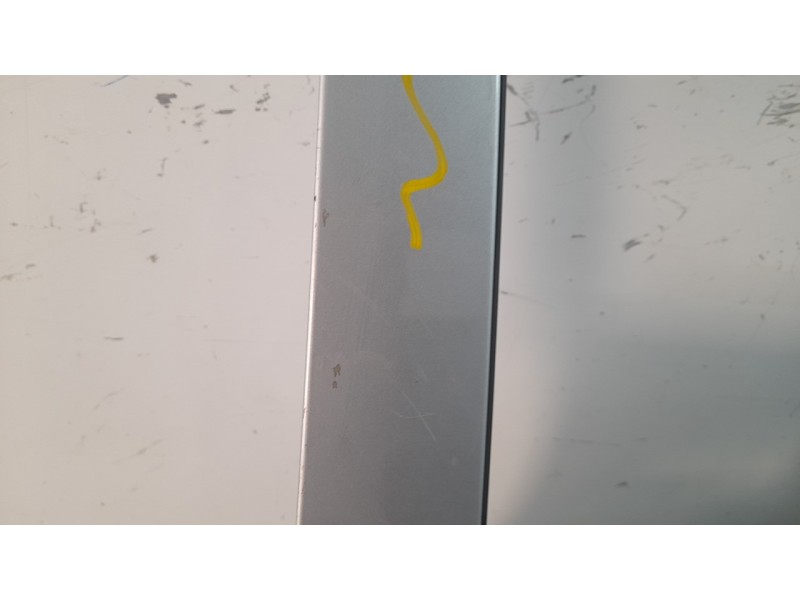 Recambio de puerta delantera derecha para mitsubishi montero iii (v7_w, v6_w) 3.2 di-d (v68w, v78w) referencia OEM IAM 5700A900 