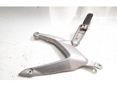 Recambio de estribera derecha para triumph rocket 3 r referencia OEM IAM T2071187 T2082732 