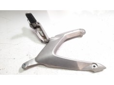 Recambio de estribera izquierda para triumph rocket 3 r referencia OEM IAM T2082731 T2071193 