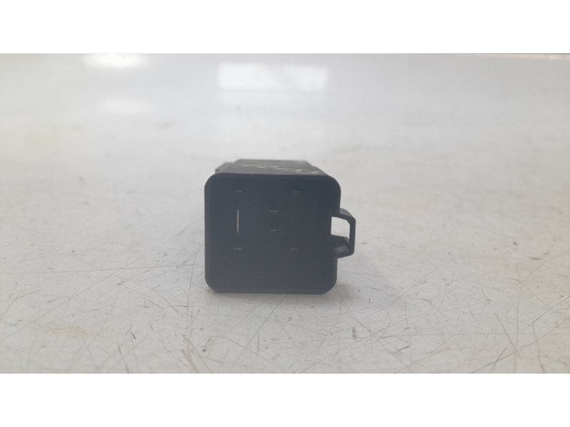 Recambio de caja precalentamiento para land rover discovery sport (l550) 2.0 d 4x4 referencia OEM IAM FX23189E2AC  