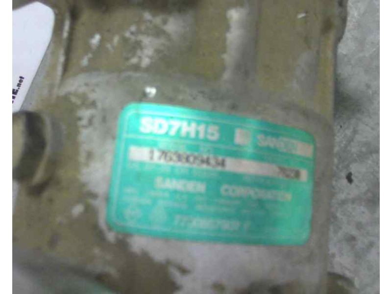 Recambio de compresor aire acondicionado para renault laguna (b56) 2.2 diesel referencia OEM IAM 7700857907F SD7H15 7823B
