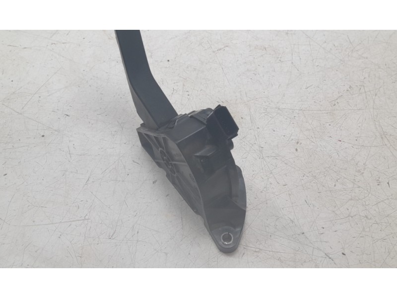 Recambio de potenciometro pedal para land rover discovery sport (l550) 2.0 d 4x4 referencia OEM IAM FK729F836  