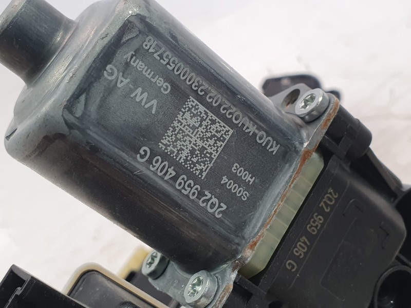 Recambio de mando elevalunas delantero derecho para volkswagen t-cross (c11, d31) 1.0 tsi referencia OEM IAM 5G0959855R  
