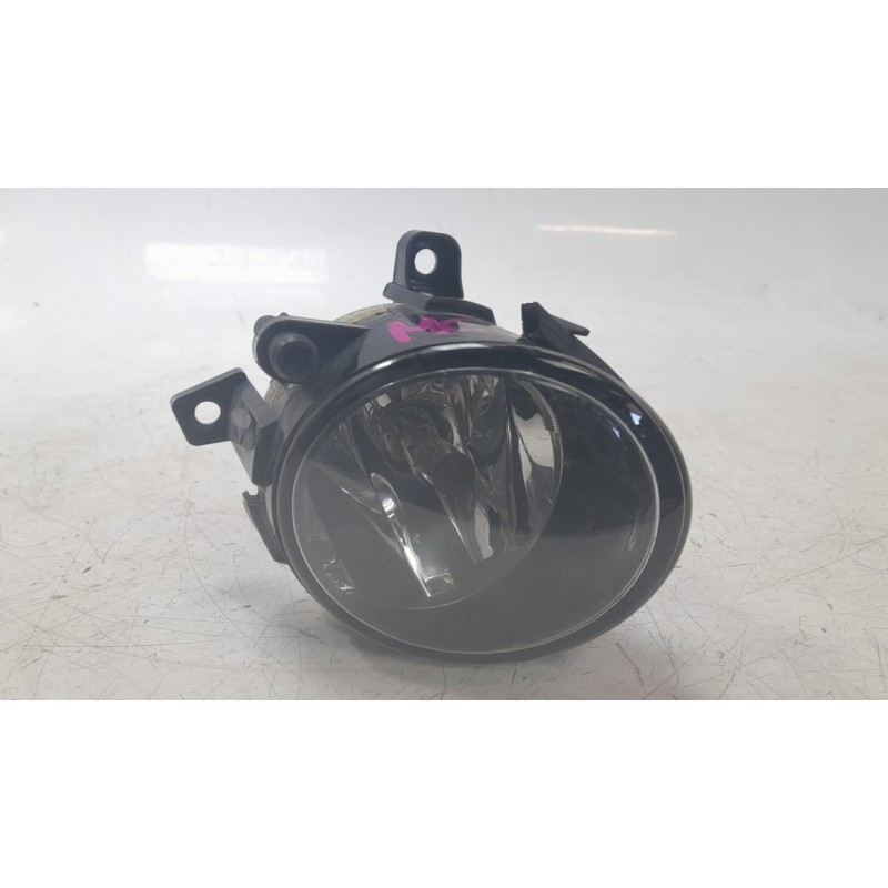 Recambio de faro antiniebla derecho para seat arona (kj7, kjp) 1.0 tsi referencia OEM IAM 5P0941704A  10121380005/13854302/91101