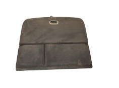 Recambio de bandeja trasera para jeep cherokee limited 4wd referencia OEM IAM P1UC86DX9AC  