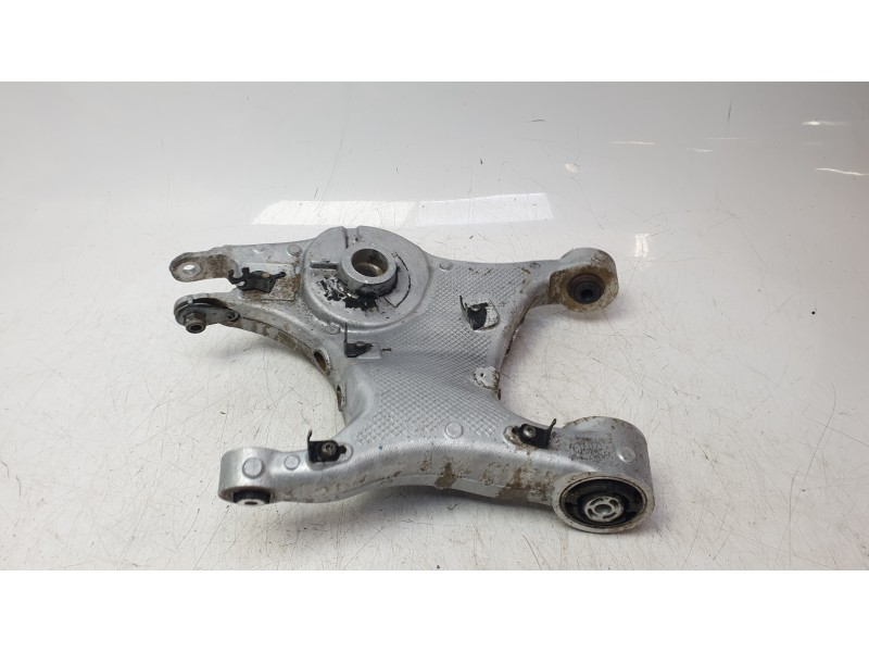 Recambio de brazo suspension inferior trasero izquierdo para land rover discovery sport (l550) 2.0 d 4x4 referencia OEM IAM FK72