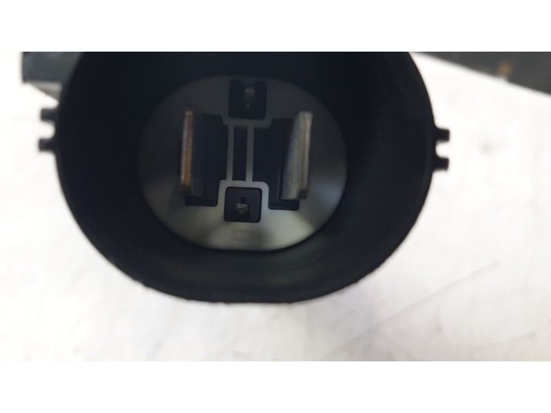 Recambio de electroventilador para jeep cherokee limited 4wd referencia OEM IAM 68229581AE  