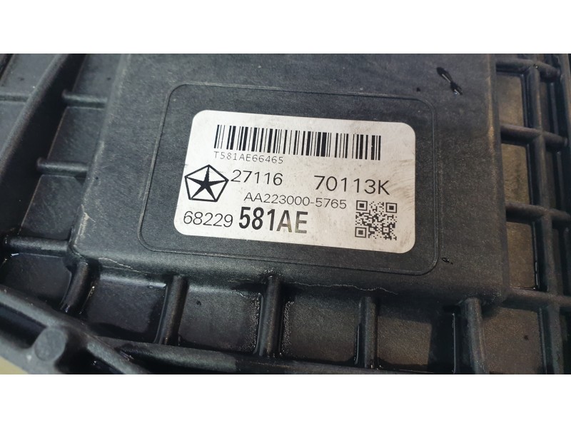 Recambio de electroventilador para jeep cherokee limited 4wd referencia OEM IAM 68229581AE  
