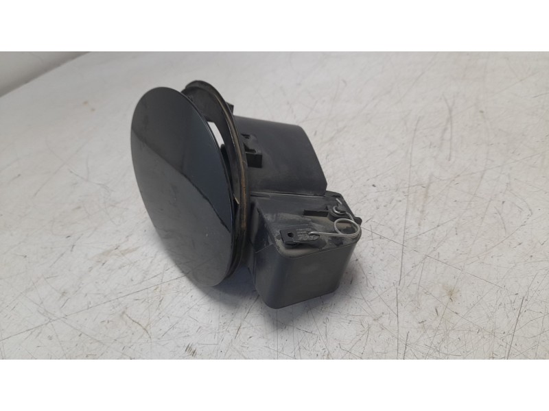 Recambio de tapa exterior combustible para jeep cherokee limited 4wd referencia OEM IAM 68102574AA  