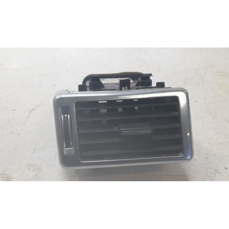 Recambio de rejilla aireadora para land rover discovery sport (l550) 2.0 d 4x4 referencia OEM IAM FK72018B08AD  