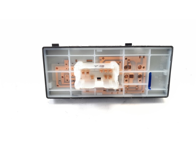 Recambio de mando elevalunas delantero derecho para nissan pulsar (c13) acenta referencia OEM IAM 254114BA0A  