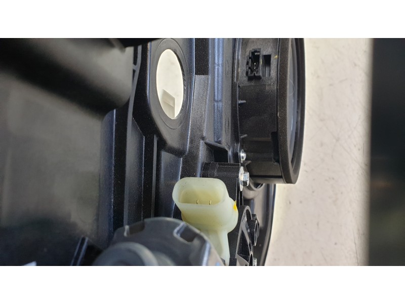 Recambio de motor elevalunas trasero izquierdo para kia ceed tourer (cd) 1.0 t-gdi referencia OEM IAM 83470J7000  