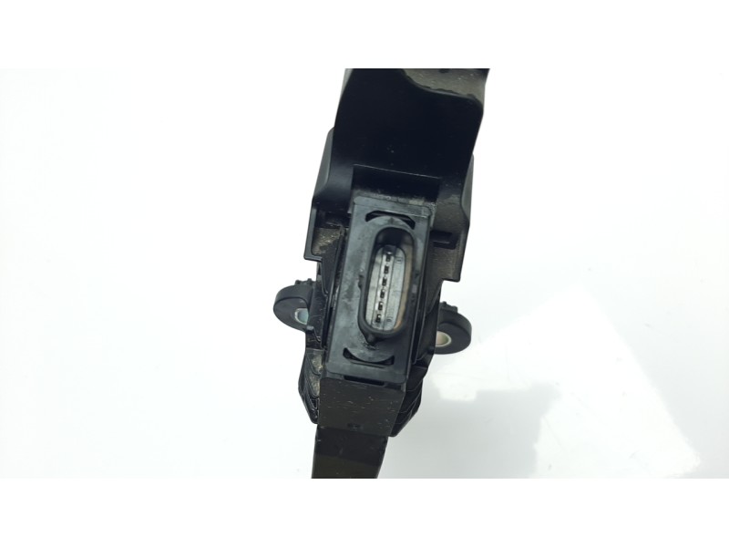 Recambio de potenciometro pedal para kia rio (yb) drive referencia OEM IAM CN01856933 00136810CAV2 