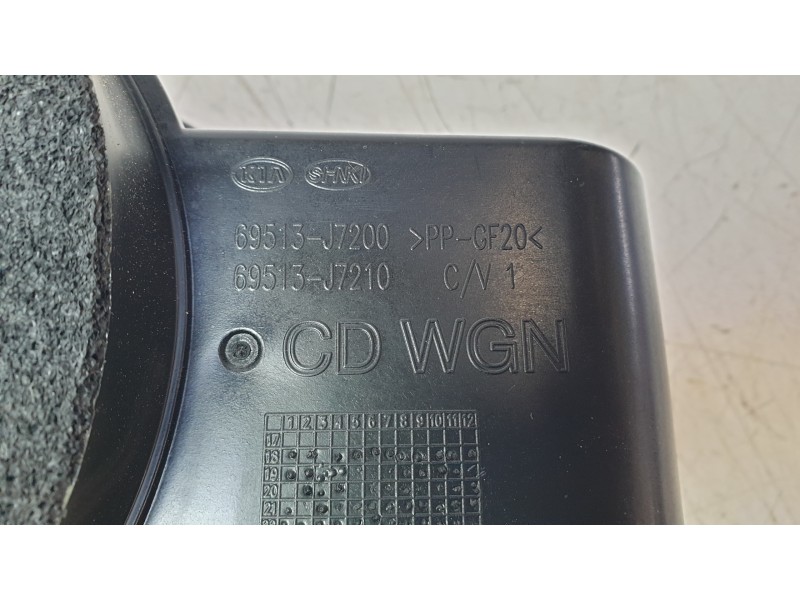 Recambio de tapa exterior combustible para kia ceed tourer (cd) 1.0 t-gdi referencia OEM IAM 69513J7200  